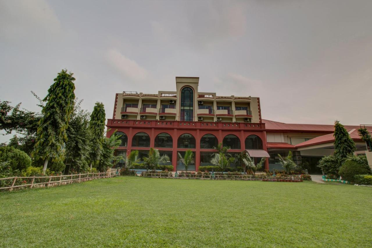 Hotel Oyo 3575 The Wave International Jamshedpur Zewnętrze zdjęcie