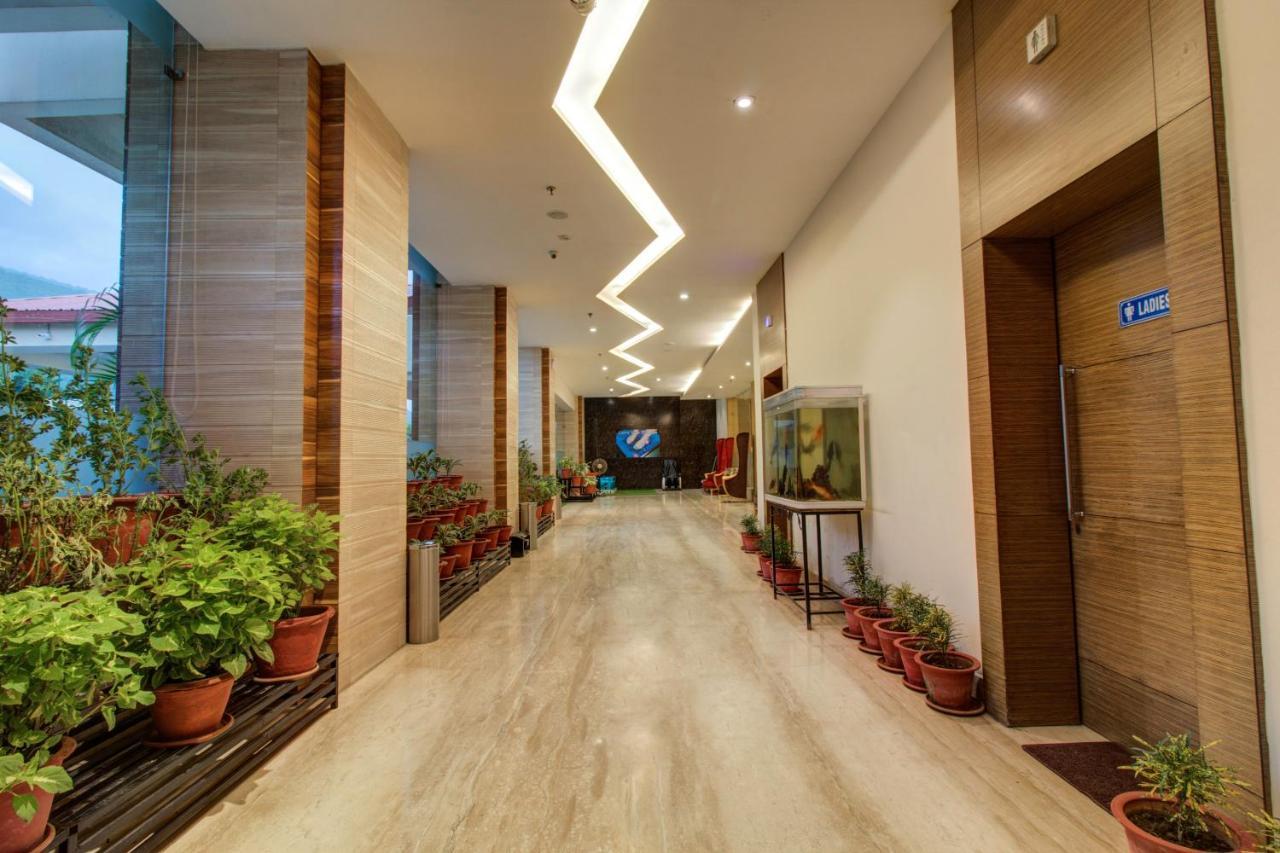 Hotel Oyo 3575 The Wave International Jamshedpur Zewnętrze zdjęcie